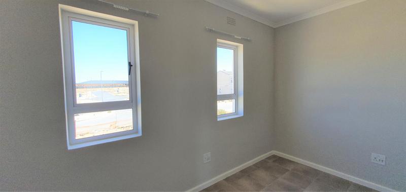 To Let 2 Bedroom Property for Rent in Rivergate Western Cape